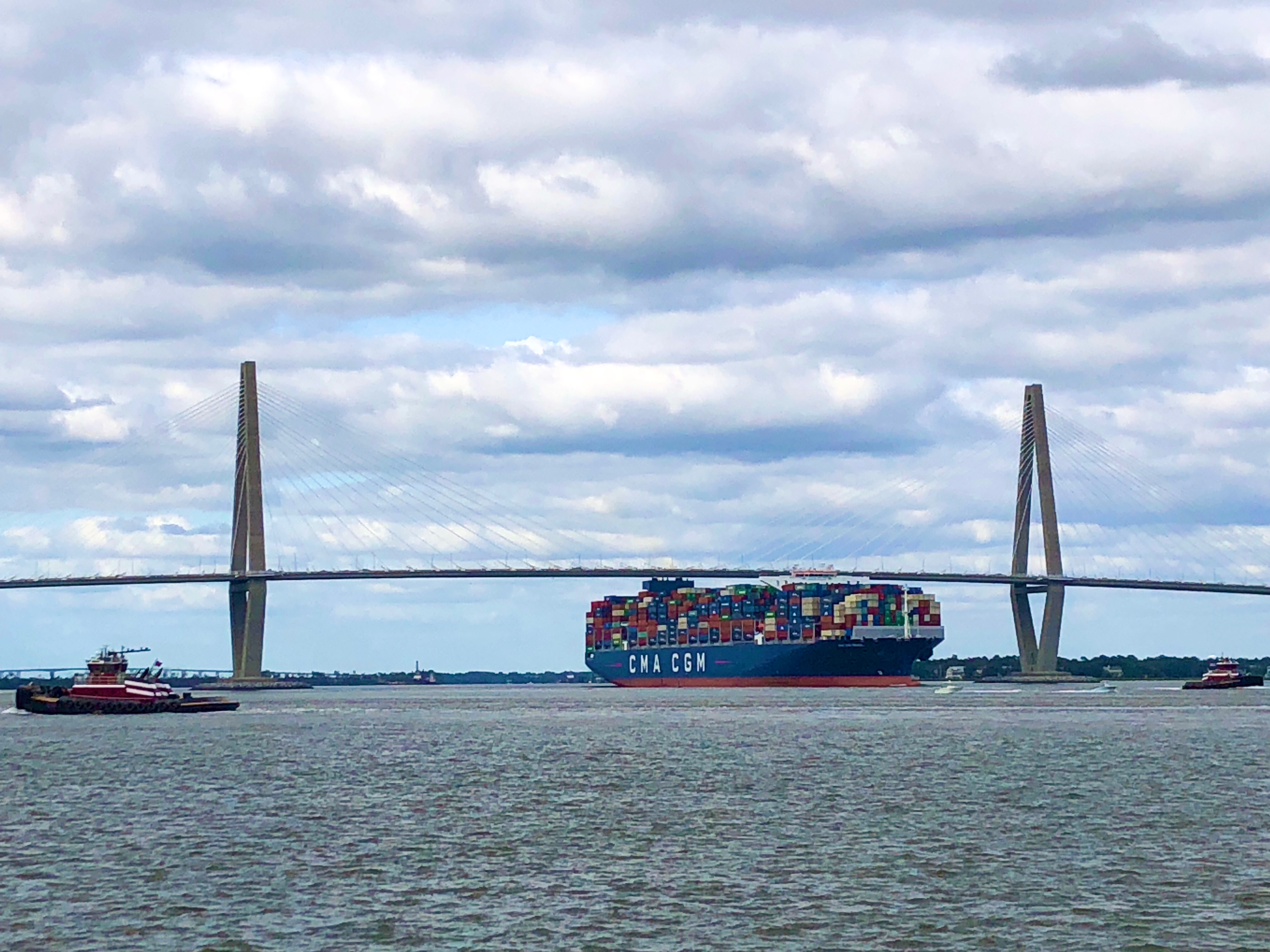 Charleston Welcomes Largest Container Ship Image